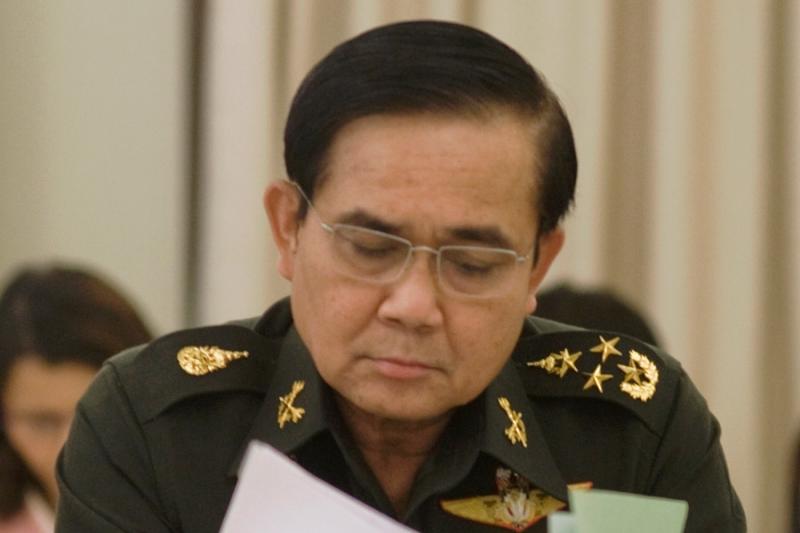 Juntaleder Prayut Chan o-cha fikk flertall for sitt grunnlovsforslag.