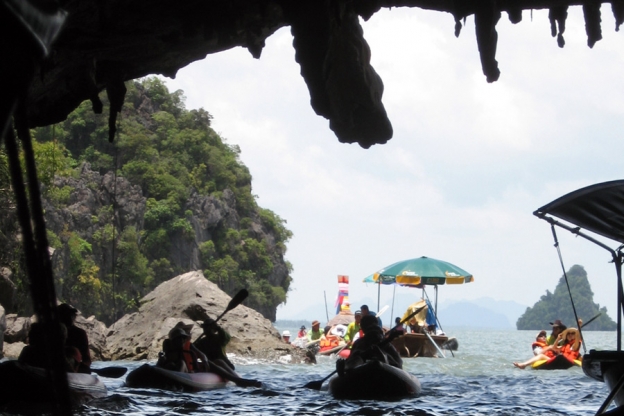 Thailand er blant favorittene hos nordmenn. Her fra padling i Krabi.