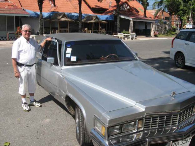 Lorentzen kjører Kongens Cadillac