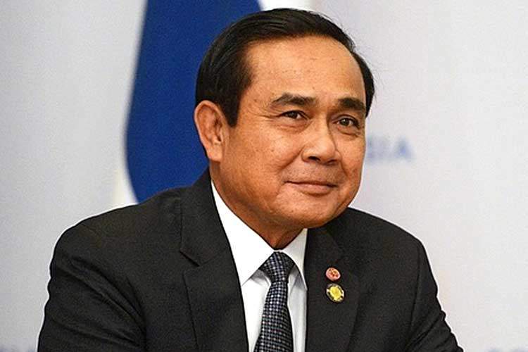 Statsminister Prayuth Chan-ocha holdt nettopp en kort tale til folket.