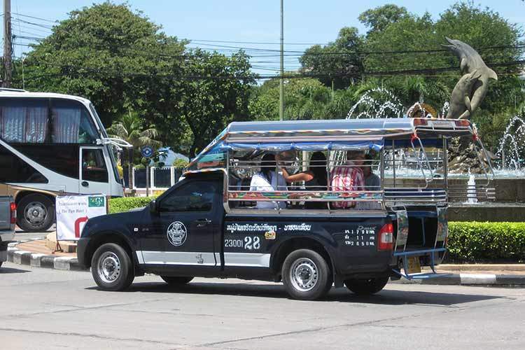 Thailands regjering utreder &aring; g&aring; tilbake til 30 dagers visumfritt opphold